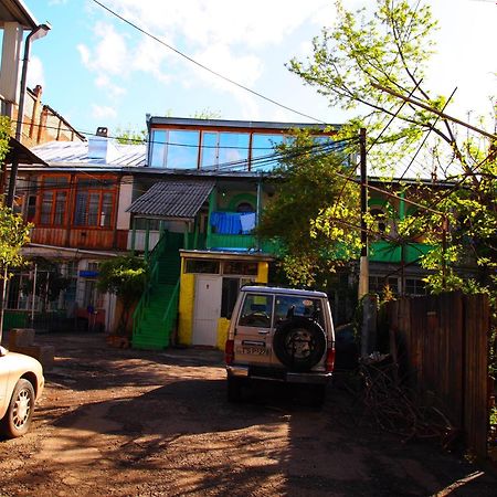 Green Stairs Guest House Tbilisi Exterior foto