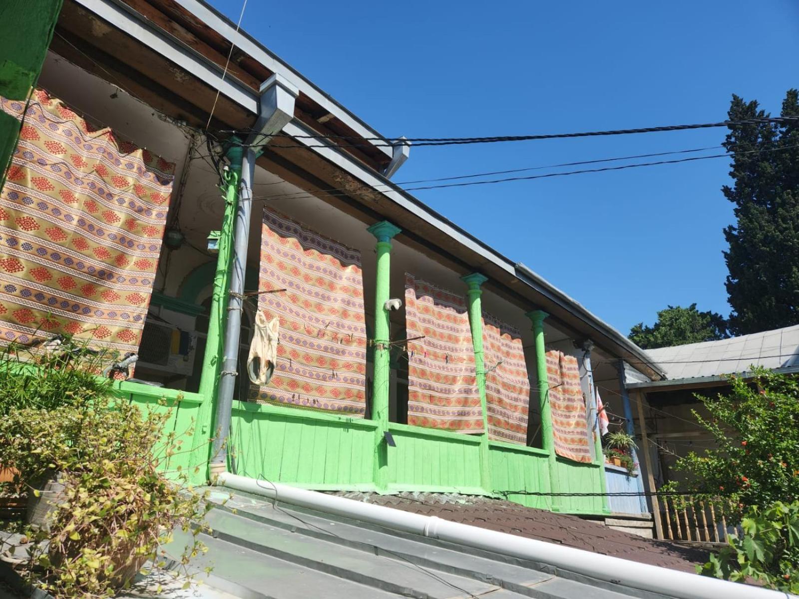 Green Stairs Guest House Tbilisi Exterior foto
